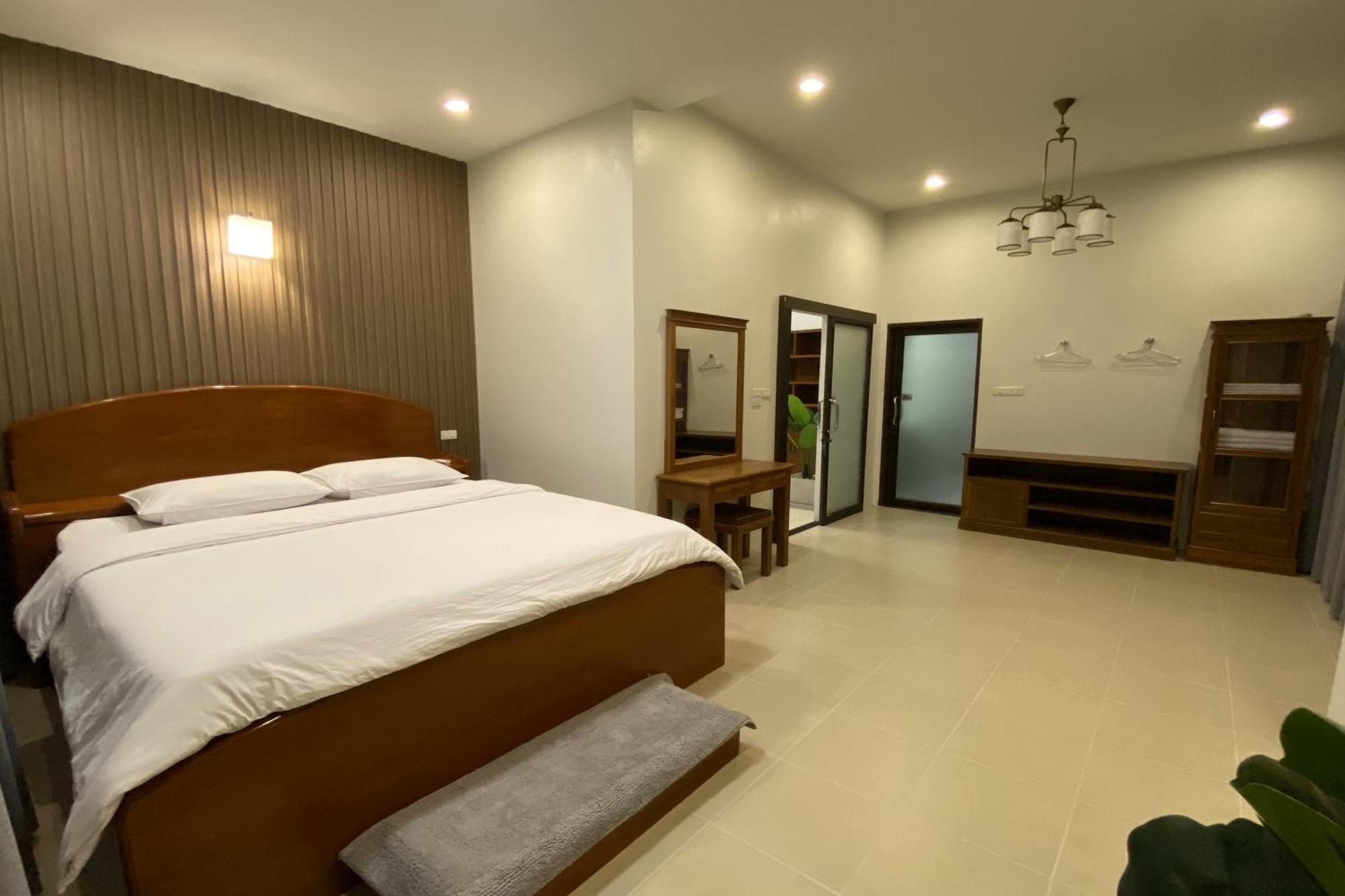 Sanaepatan Home Resort - เสน่ห์ป่าตาล โฮม รีสอร์ต Ban Buak Khang Exteriör bild